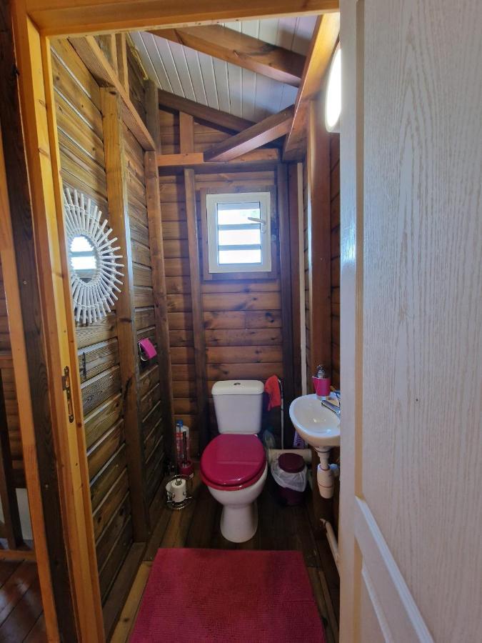 Le Cosy Bungalow De Lili / 5Min De L'Aeroport 萨莱比梅 外观 照片