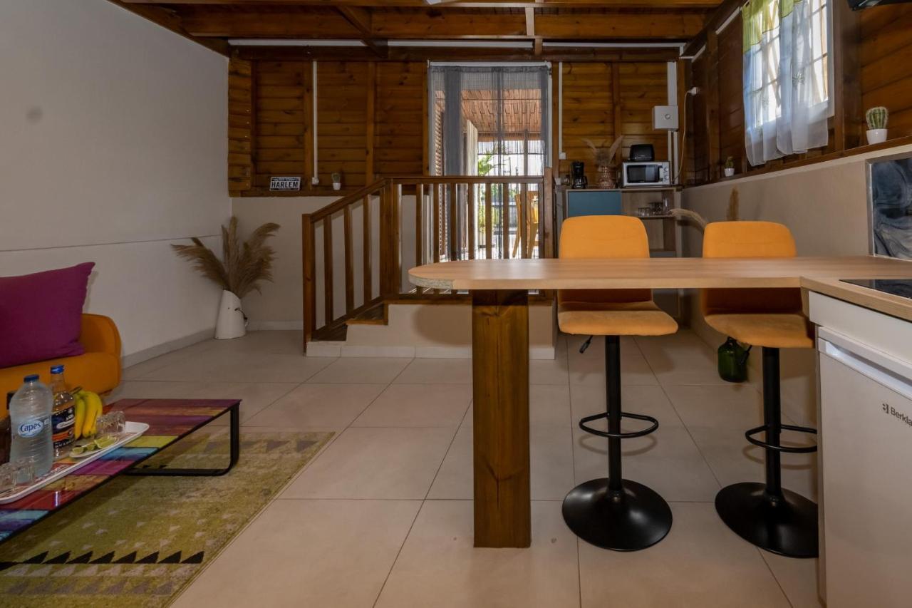 Le Cosy Bungalow De Lili / 5Min De L'Aeroport 萨莱比梅 外观 照片
